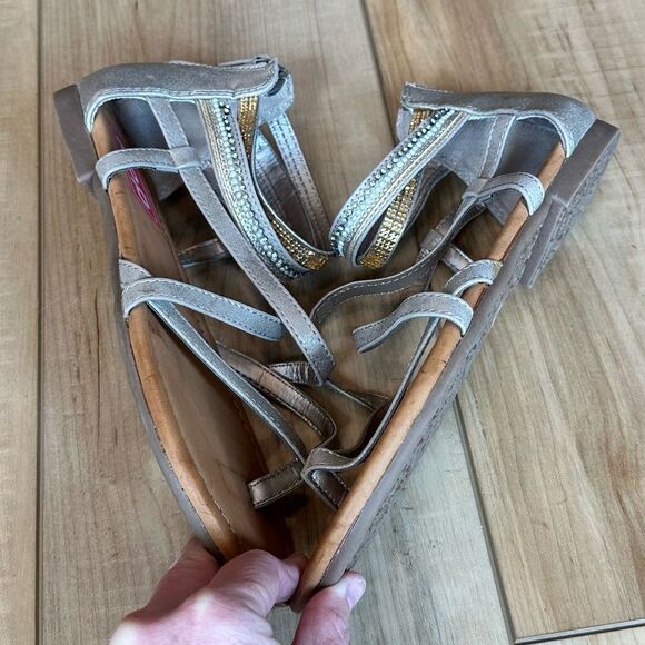 EDL Presents Pop Eiffel Antique Gold Embellished Strappy Sandal Size 8 1/2 - Picture 6 of 15